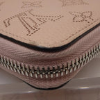 Pre-Owned LOUIS VUITTON Zippy Wallet M61868 Long Monogram Mahina Magnolia (Pink) 083014 (Good)